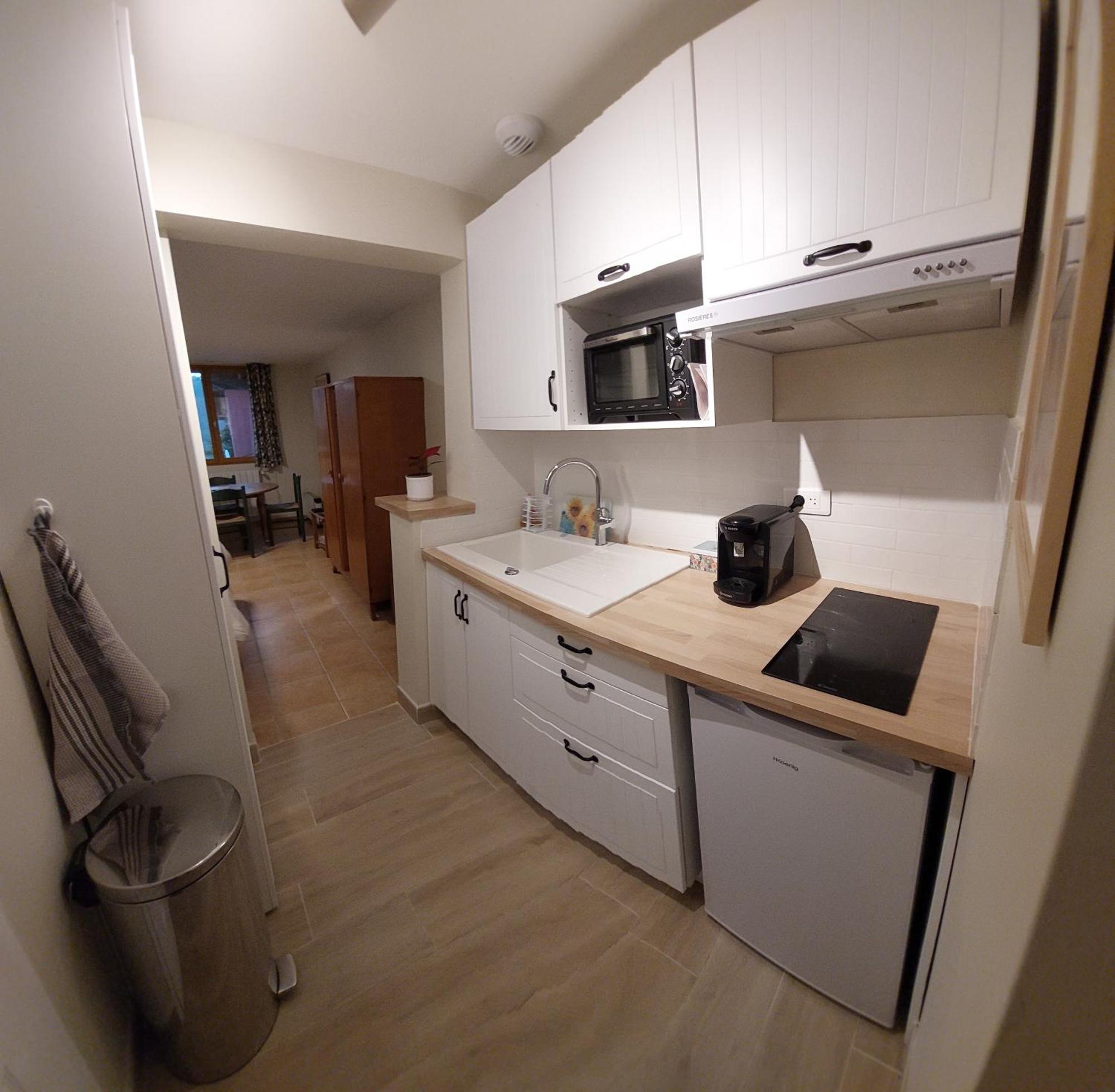 Les Gites De Campardon Monties Room photo